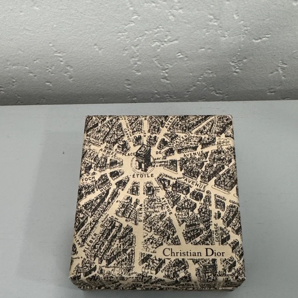 Dior Gold Heart Lock and Key Set - Picture 2 of 3